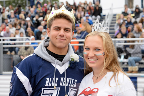 2016 Homecoming King and Queen Garrett Moya and Leanne Daly.