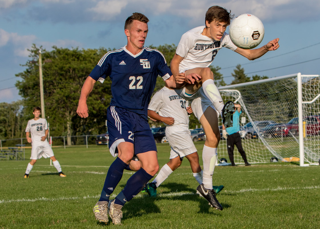 Huntington boys' soccer won its first outright league title in 28 years. 