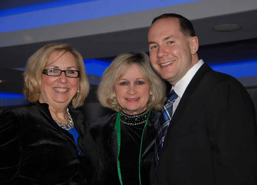 Maryann Daly (center) 