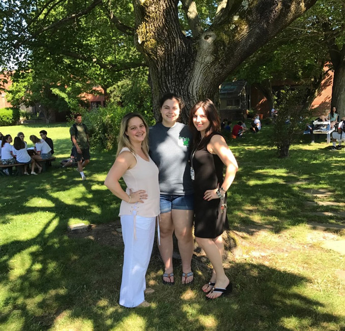 Rachel Roday is flanked by Lori Kenny and Gina Carone