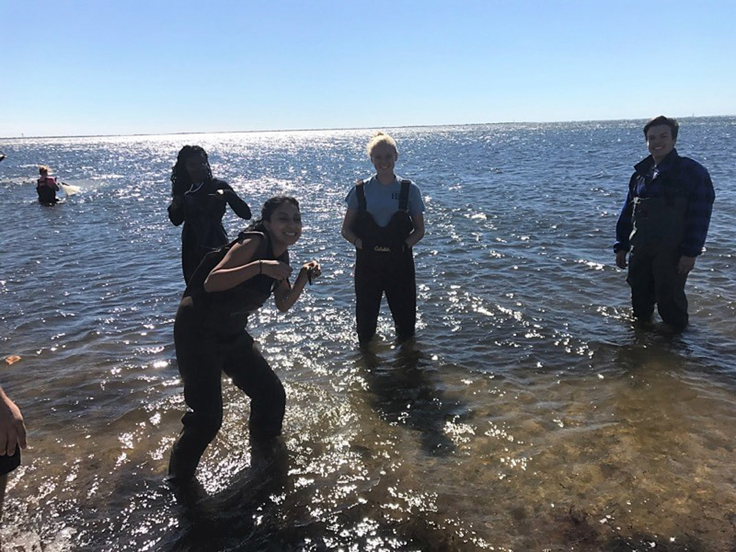 Science students headed into Great South Bay