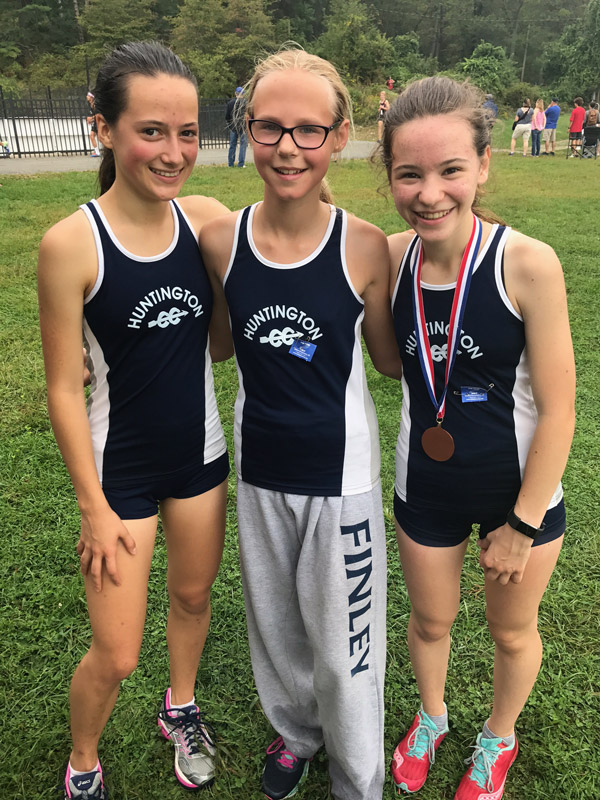 freshmen Ella Siepel, Kaylee Dammers and Valerie Rogel