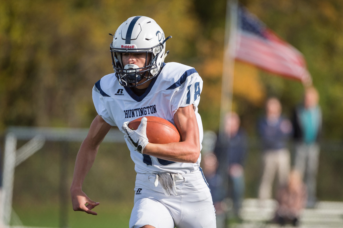 Huntington senior Alex LaBella is headed to Hobart College to play football. (Darin Reed photo.