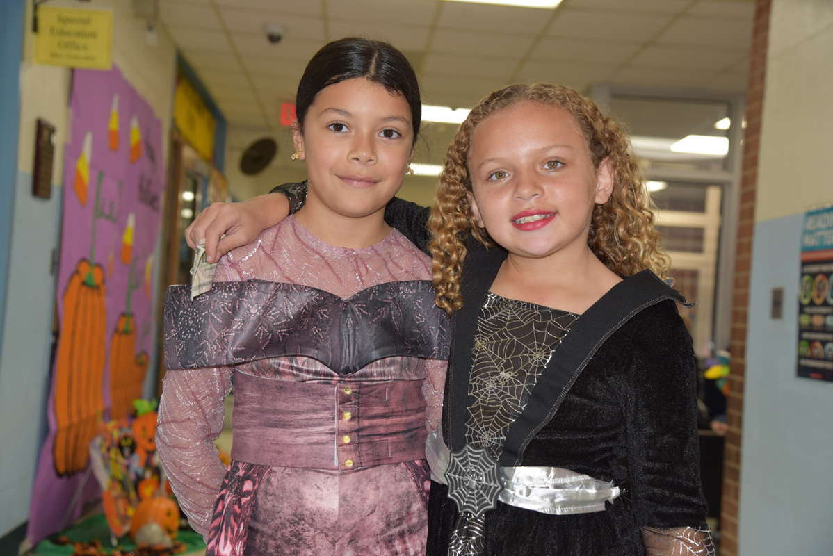 40th Halloween image