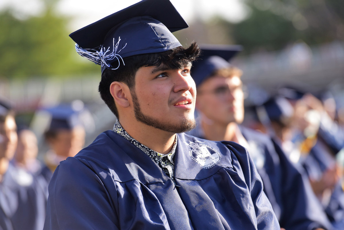 Sixth graduation image