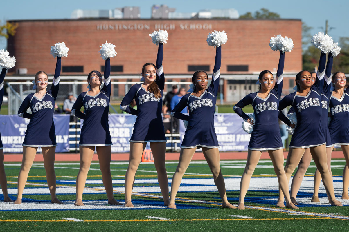 The Huntington Highsteppers gave another thrilling performance. (Darin Reed photo.)