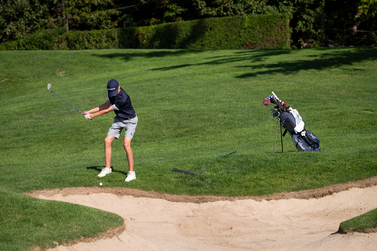 Fifth golf image