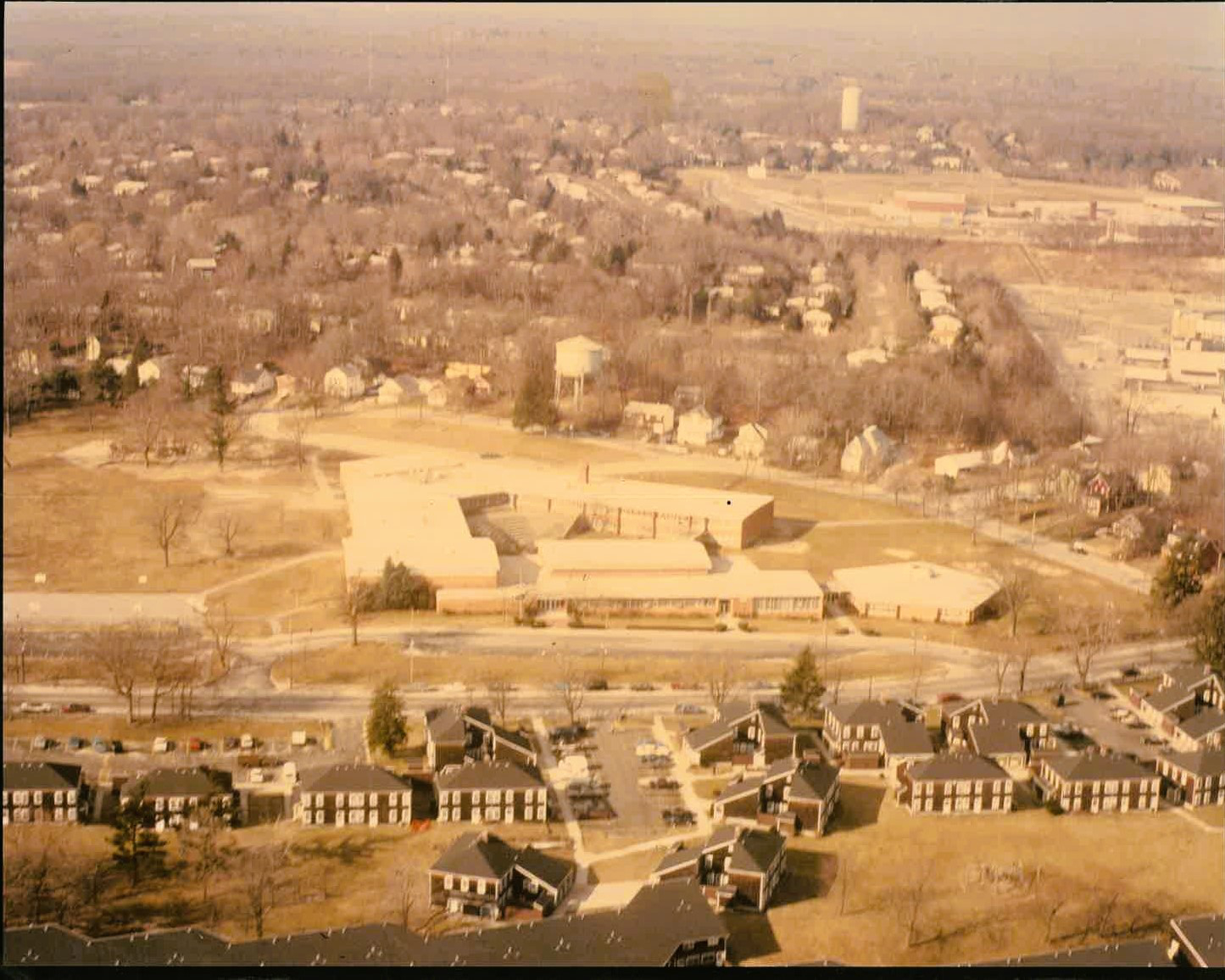  Huntington Elementary School shortly after its opening in 1969.  