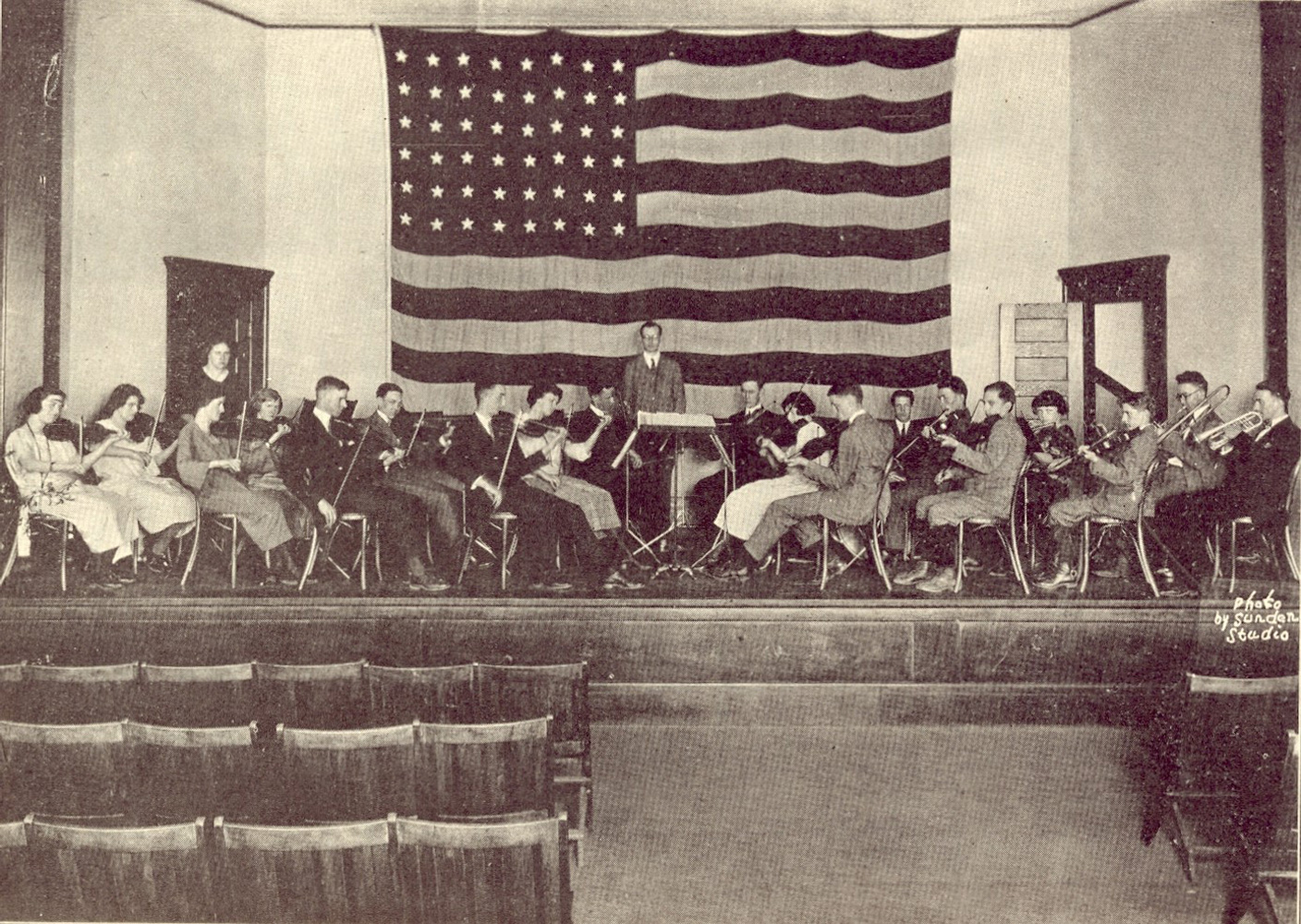 The 1923 Huntington High School orchestra.