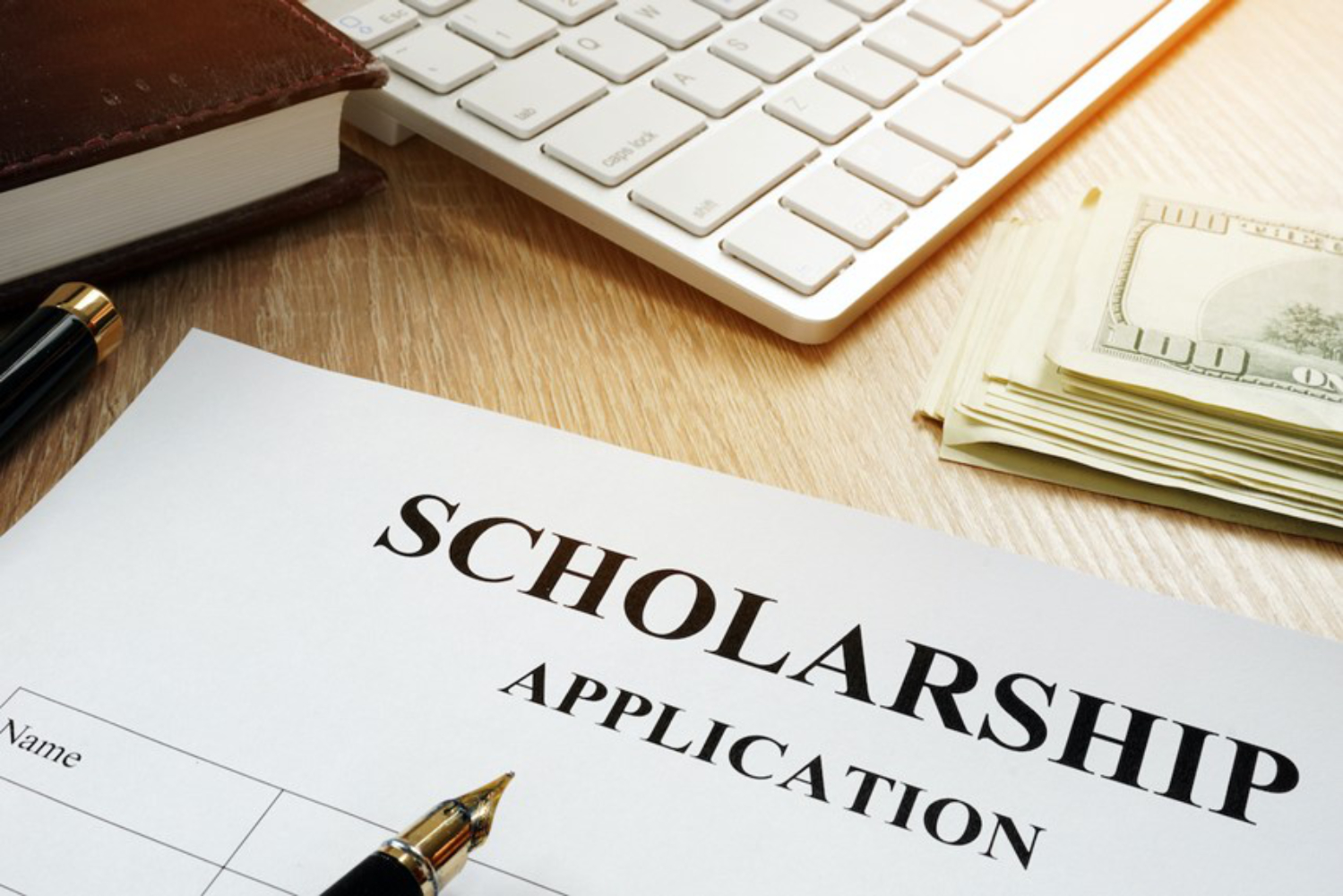  A long list of organizations are offering scholarships available to Huntington seniors   