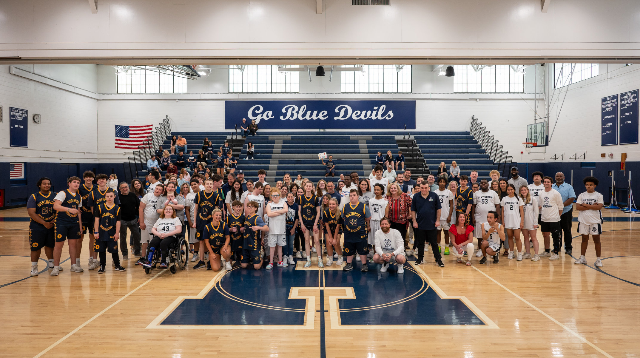  The Huntington and Northport Unified basketball teams on Staff Appreciation Day in Lou Giani Gym. (Darin Reed photo.)  