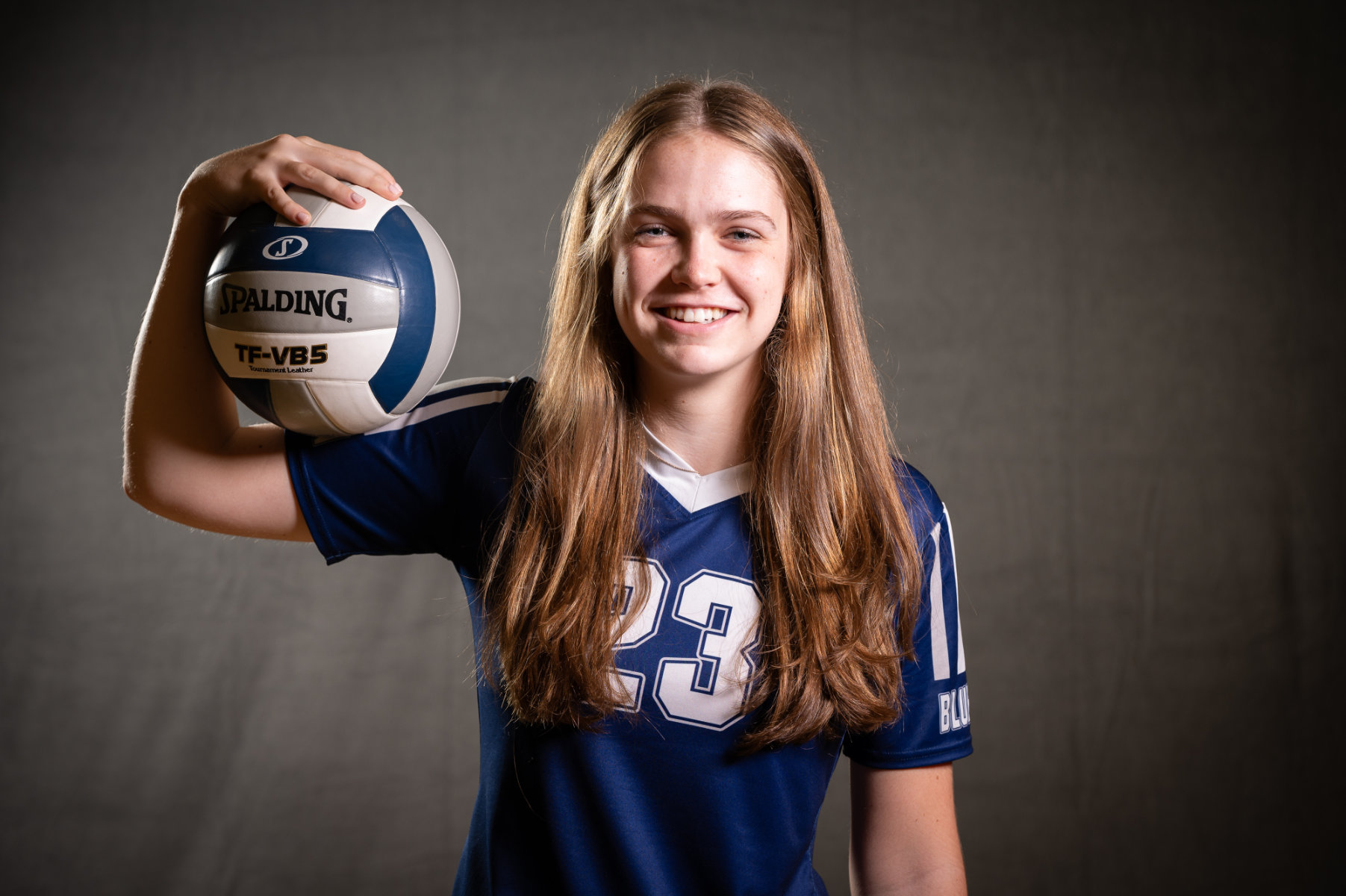  Senior Lauren Donaghy will lead the Huntington girls' volleyball team into battle. (Darin Reed photo (1)