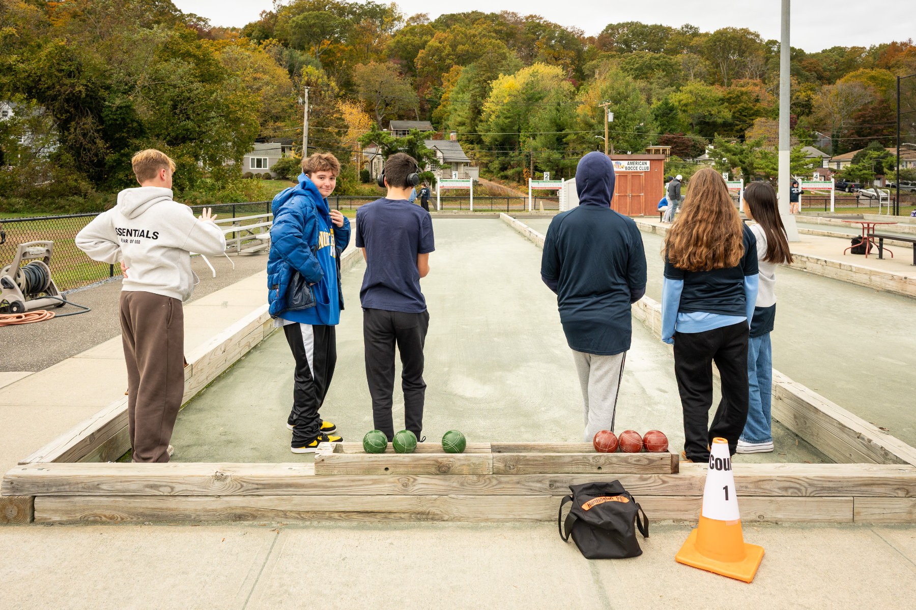 The Huntington varsity co-ed bocce team at Mill Dam Park for its first competition. (Darin Reed photo.)