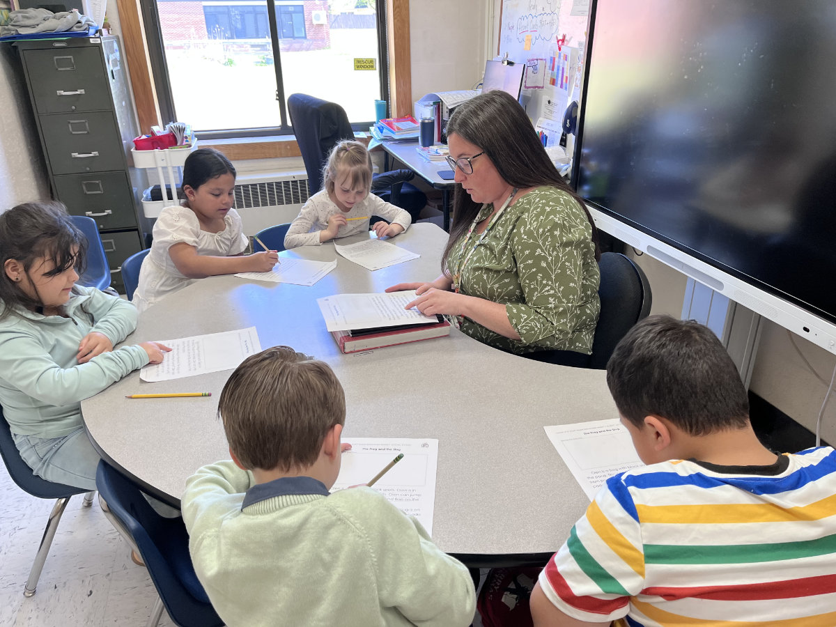  Nicole Lennon at work in her room at Washington Primary School.     